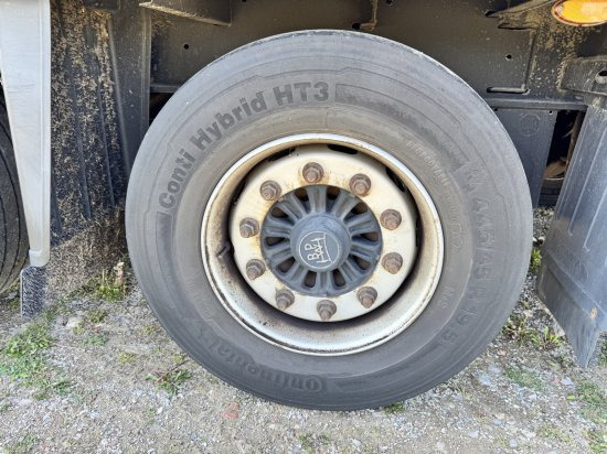 Ponyvás félpótkocsi Kögel SN 24-1: 12 kép.