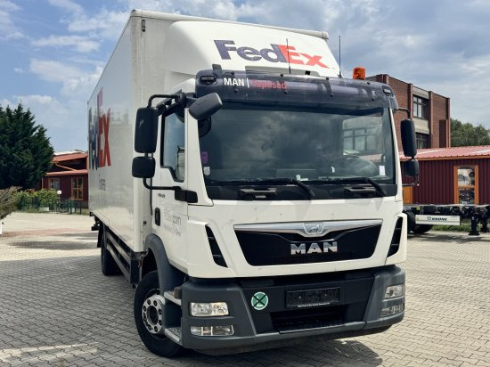 MAN TGM 12.250 4x2 Euro 6 L.2007.46.013 - Dobozos felépítményű teherautó: 4 kép. MAN TGM 12.250 4x2 Euro 6 L.2007.46.013 - Dobozos felépítményű teherautó: 4 kép.