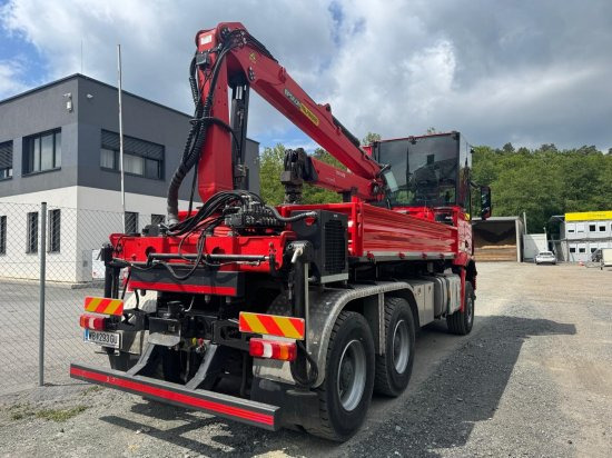 Mercedes-Benz AROCS 3552 963-2F Epsilon M100L86 Kran ? Leistungsstarker Holzladekran mit hoher Reichweite - Darus autó: 4 kép. Mercedes-Benz AROCS 3552 963-2F Epsilon M100L86 Kran ? Leistungsstarker Holzladekran mit hoher Reichweite - Darus autó: 4 kép.