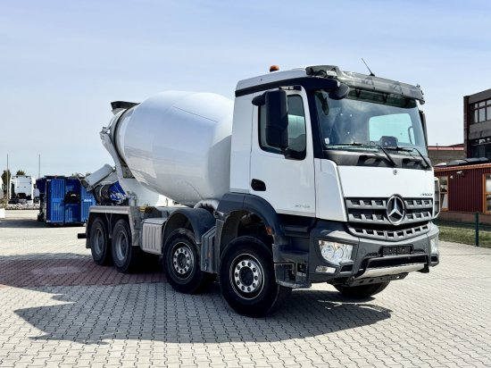 Mercedes-Benz AROCS 3743 Schwing Stetter - Betonmixer: 5 kép. Mercedes-Benz AROCS 3743 Schwing Stetter - Betonmixer: 5 kép.