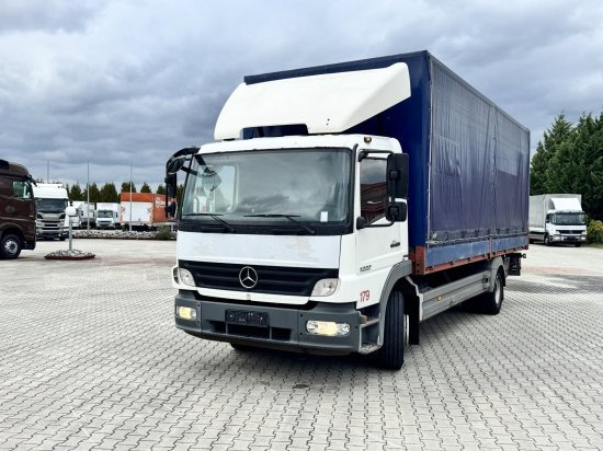 Mercedes-Benz Atego 1222 L Euro 4 - Ponyvás teherautó: 3 kép. Mercedes-Benz Atego 1222 L Euro 4 - Ponyvás teherautó: 3 kép.
