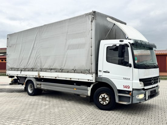 Mercedes-Benz Atego 1224 L N2 Euro 4  4x2 - Ponyvás teherautó: 3 kép. Mercedes-Benz Atego 1224 L N2 Euro 4  4x2 - Ponyvás teherautó: 3 kép.