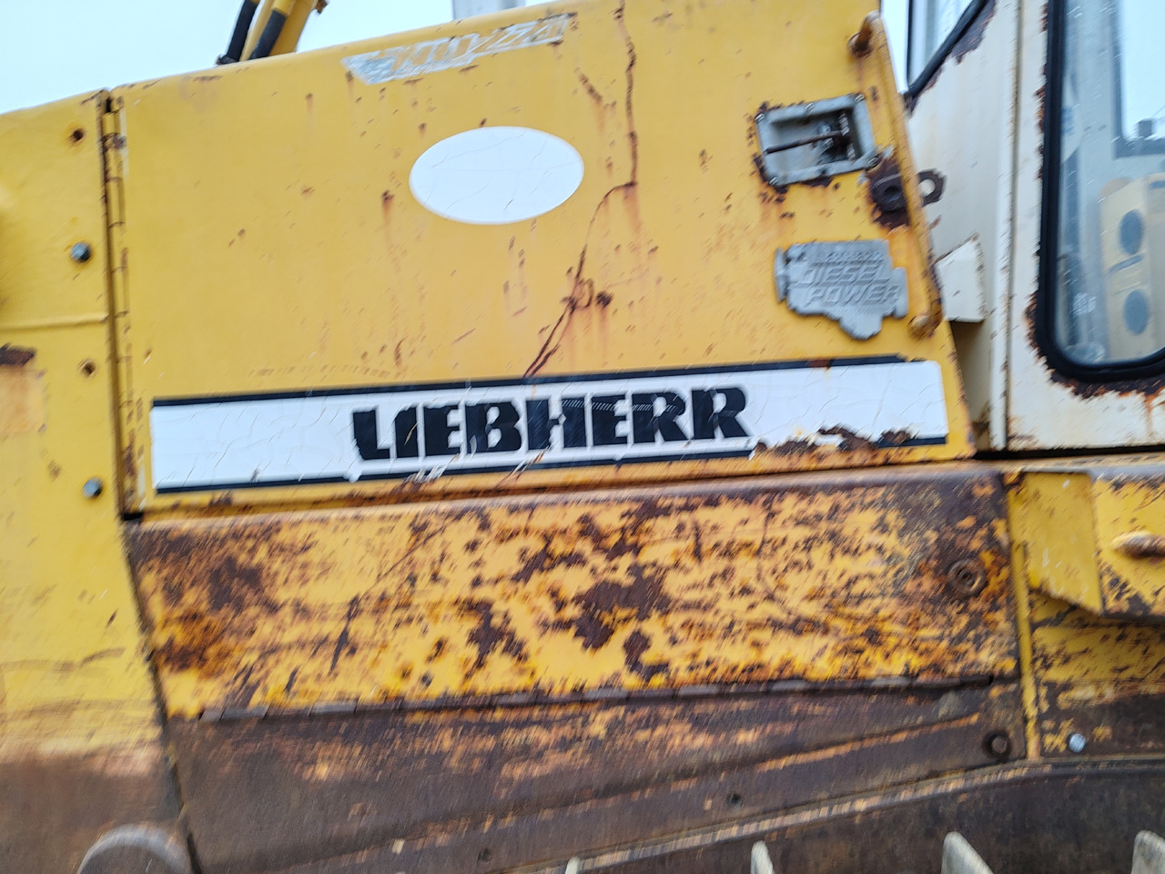 Liebherr PR 732 - Buldózer: 5 kép. Liebherr PR 732 - Buldózer: 5 kép.