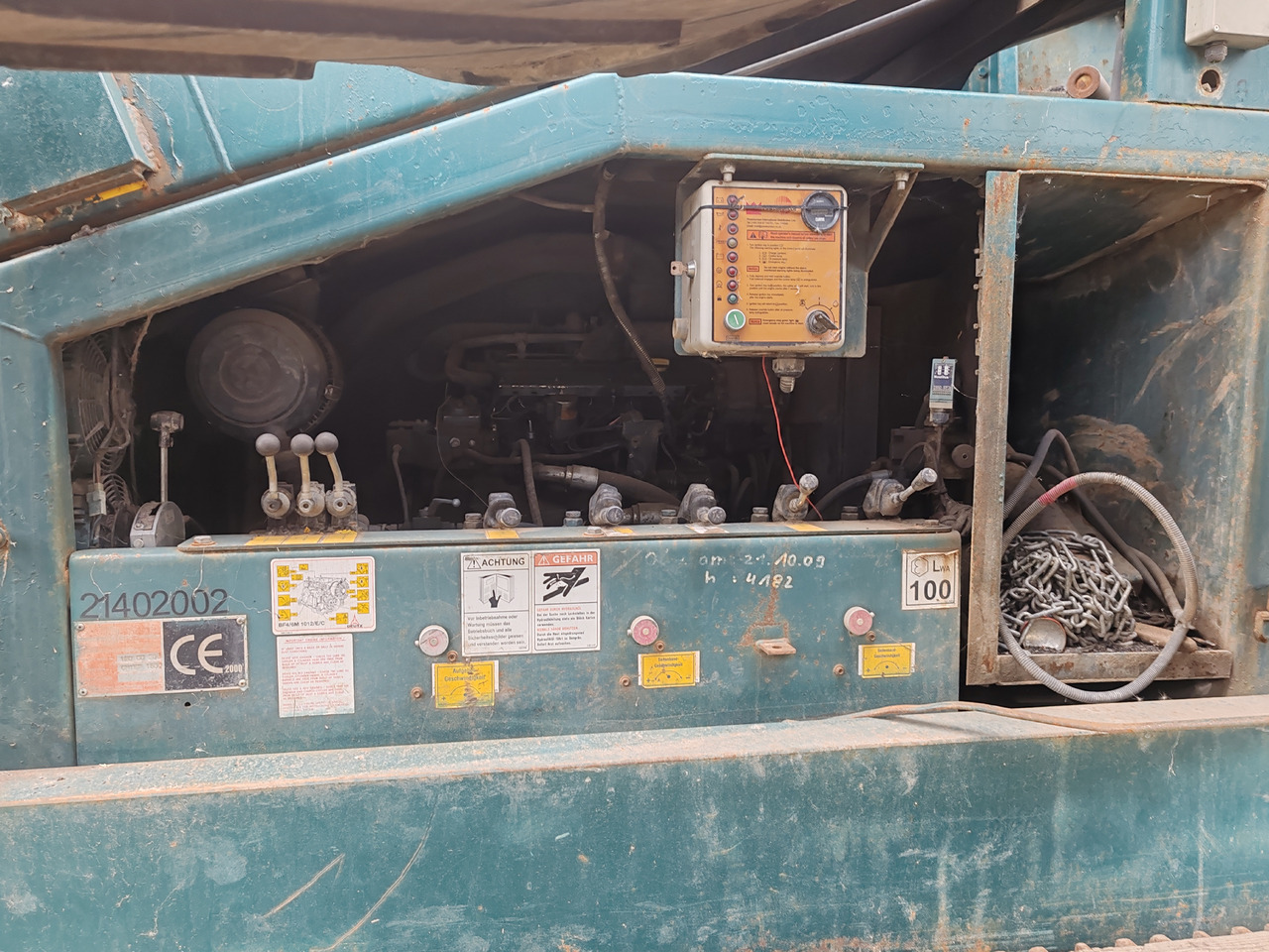 Terex Powerscreen 1800 - Ipari aprítógép: 4 kép. Terex Powerscreen 1800 - Ipari aprítógép: 4 kép.