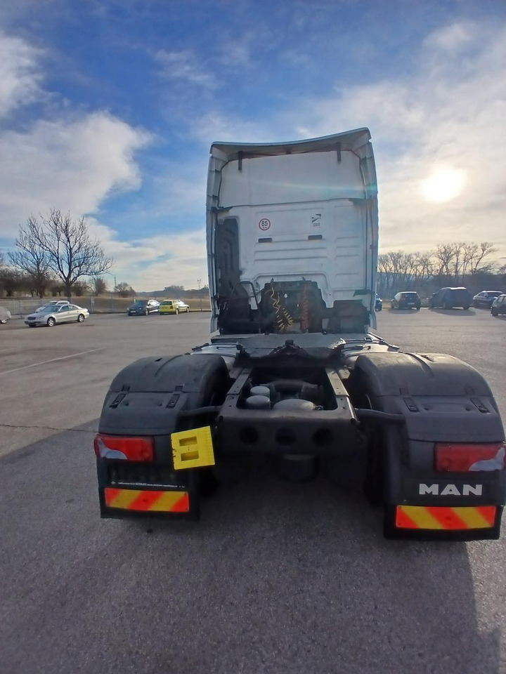 MAN TGX - Nyergesvontató: 5 kép. MAN TGX - Nyergesvontató: 5 kép.