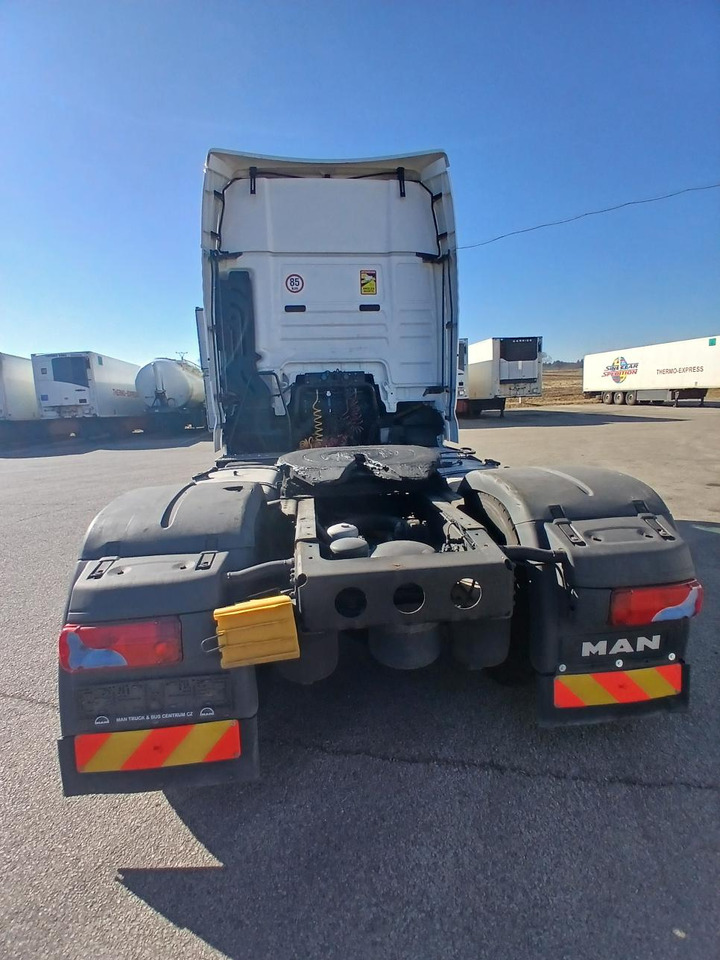 MAN TGX - Nyergesvontató: 5 kép. MAN TGX - Nyergesvontató: 5 kép.