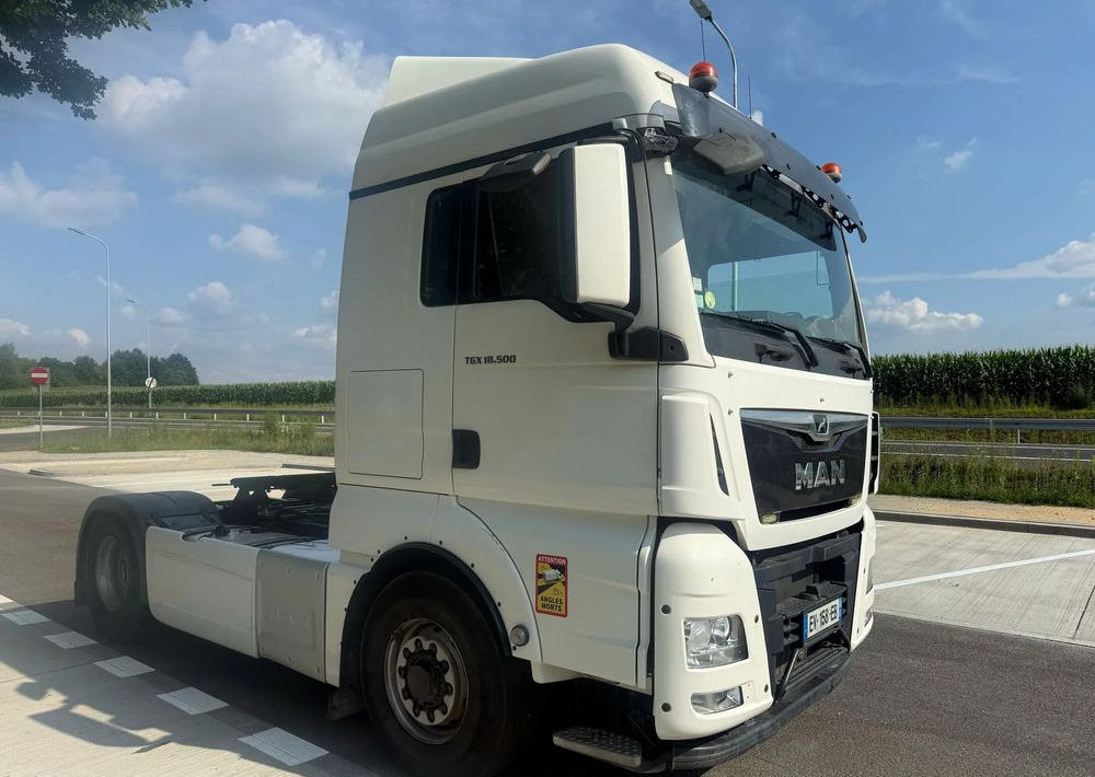 MAN Tgx 18.500 hydrodrive 4x4 Hydraulika, Nowy silnik!!! PRITARDER - Nyergesvontató: 4 kép. MAN Tgx 18.500 hydrodrive 4x4 Hydraulika, Nowy silnik!!! PRITARDER - Nyergesvontató: 4 kép.