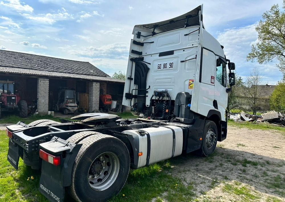 Renault T460 - Nyergesvontató: 4 kép. Renault T460 - Nyergesvontató: 4 kép.