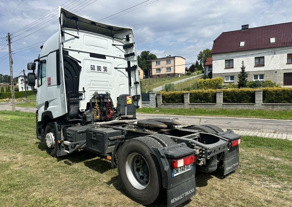Renault T460 - Nyergesvontató: 3 kép. Renault T460 - Nyergesvontató: 3 kép.