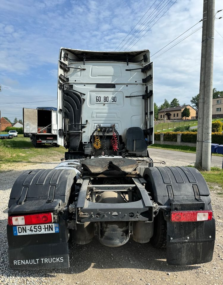 Renault T460 - Nyergesvontató: 4 kép. Renault T460 - Nyergesvontató: 4 kép.
