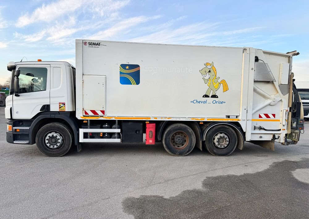 Scania P360 - Szemetesautó: 2 kép. Scania P360 - Szemetesautó: 2 kép.