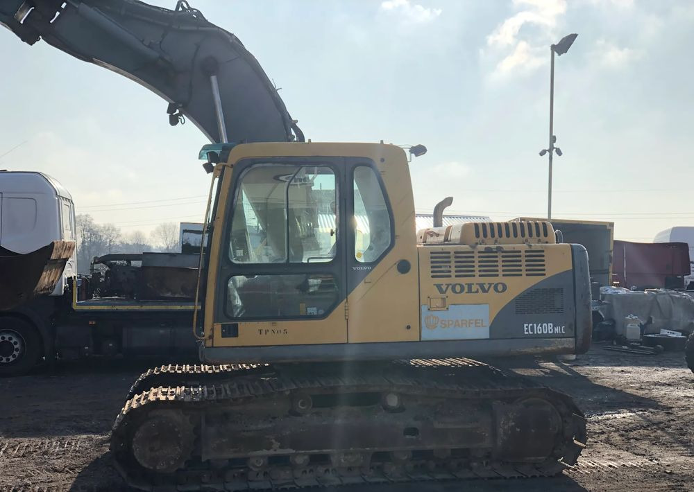 Volvo EC 160B nlc - Lánctalpas kotró: 3 kép. Volvo EC 160B nlc - Lánctalpas kotró: 3 kép.