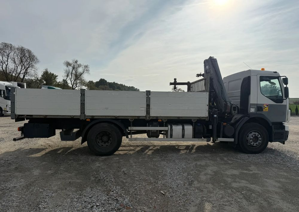 Volvo FE260 - Platós teherautó, Darus autó: 5 kép. Volvo FE260 - Platós teherautó, Darus autó: 5 kép.