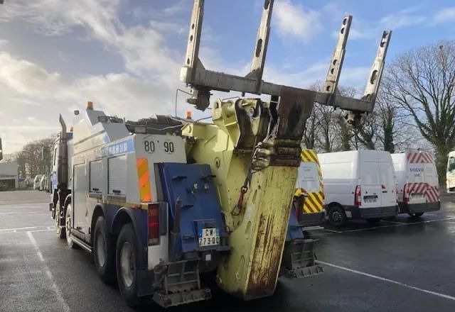 Volvo FL10 - Vontató: 3 kép. Volvo FL10 - Vontató: 3 kép.