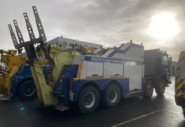 Volvo FL10 - Vontató: 5 kép. Volvo FL10 - Vontató: 5 kép.