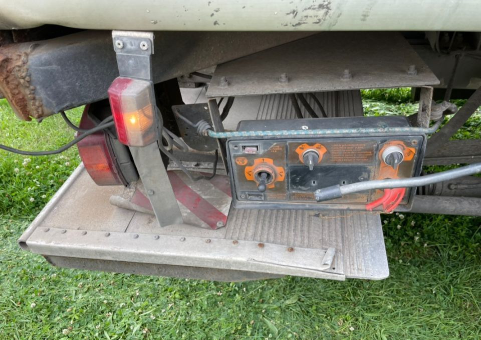 Volvo FM 9 260 - Hűtős teherautó: 5 kép. Volvo FM 9 260 - Hűtős teherautó: 5 kép.