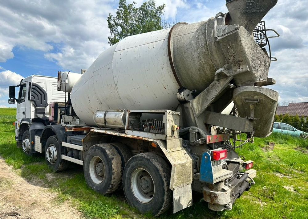 Volvo FM - Betonmixer: 3 kép. Volvo FM - Betonmixer: 3 kép.