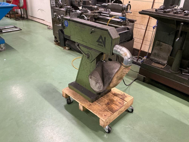 Anma BV 20 75 Ms - Fémmegmunkáló gép: 3 kép. Anma BV 20 75 Ms - Fémmegmunkáló gép: 3 kép.