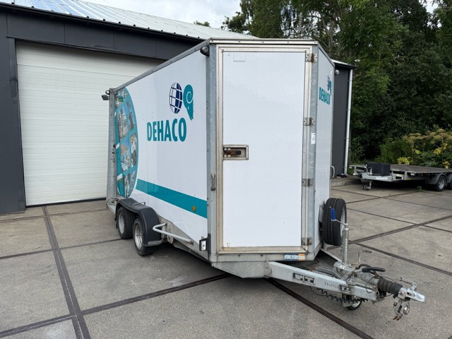 IFOR WILLIAMS BV 126G - Platós pótkocsi: 2 kép. IFOR WILLIAMS BV 126G - Platós pótkocsi: 2 kép.
