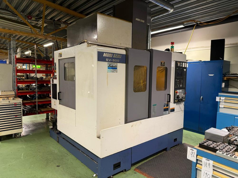 Mori Seiki SV500 - Fémmegmunkáló gép: 2 kép. Mori Seiki SV500 - Fémmegmunkáló gép: 2 kép.