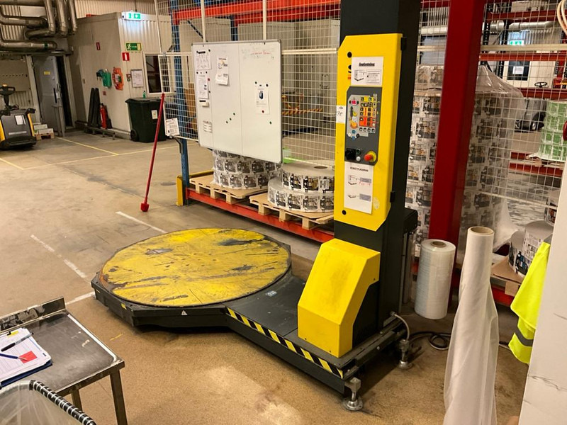 Siat SW2M - Csomagológép: 2 kép. Siat SW2M - Csomagológép: 2 kép.