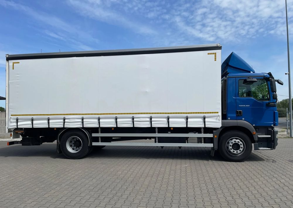 MAN TGM 18.250 Ładownośc 9,8 tony! - Platós teherautó: 4 kép. MAN TGM 18.250 Ładownośc 9,8 tony! - Platós teherautó: 4 kép.