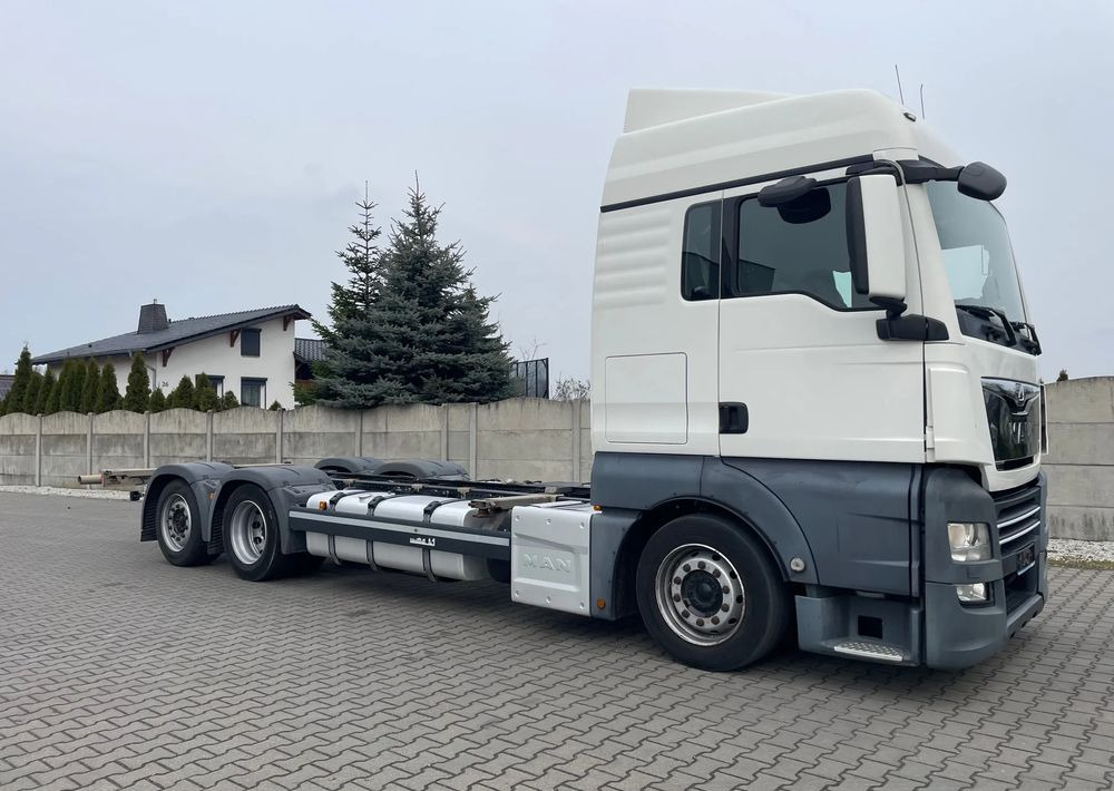 MAN TGX XLX 26.420 BDF, MULTI Wechsler - Alvaz teherautó: 3 kép. MAN TGX XLX 26.420 BDF, MULTI Wechsler - Alvaz teherautó: 3 kép.