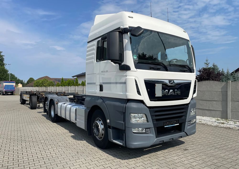 MAN TGX XLX 26.460 BDF - Alvaz teherautó: 3 kép. MAN TGX XLX 26.460 BDF - Alvaz teherautó: 3 kép.