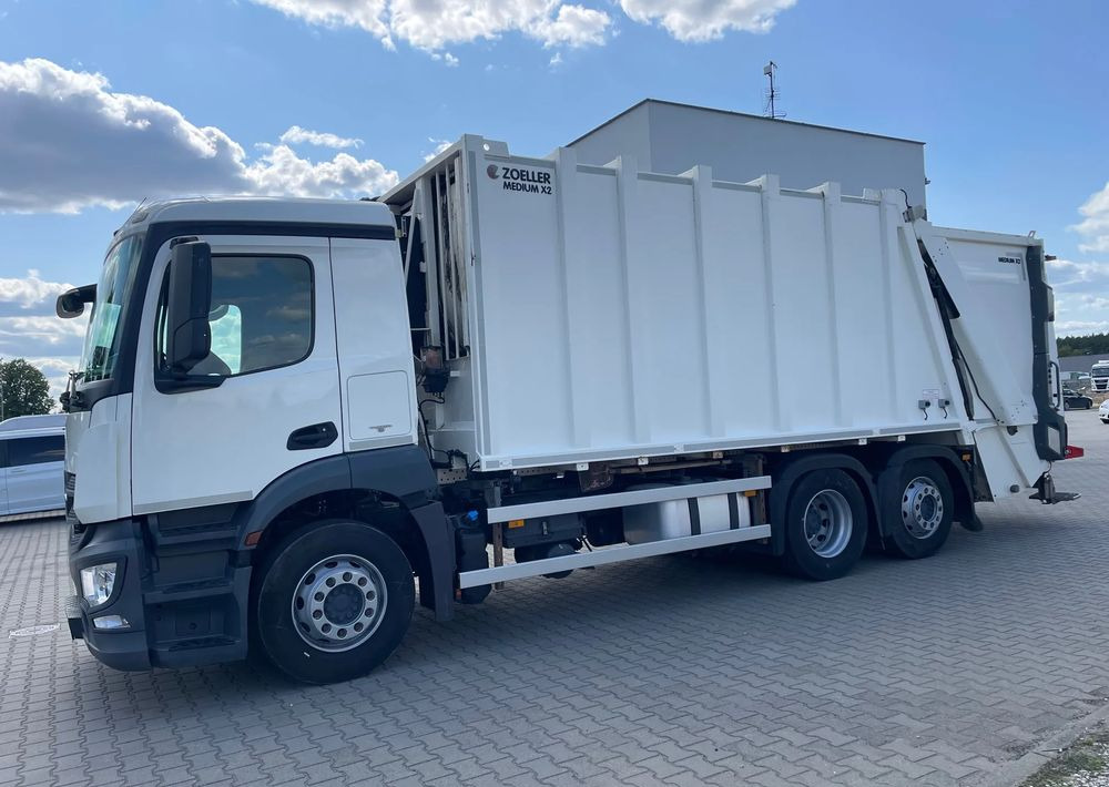 Mercedes-Benz ANTOS 2533, EURO6/ ŚMECIARKA/ ZOLLER/ DELTA - Szemetesautó: 2 kép. Mercedes-Benz ANTOS 2533, EURO6/ ŚMECIARKA/ ZOLLER/ DELTA - Szemetesautó: 2 kép.