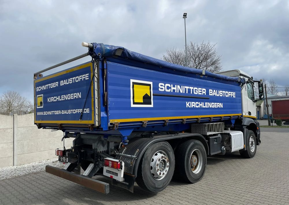Mercedes-Benz AROCS 2545, WYWROTKA - Billenőplatós teherautó: 4 kép. Mercedes-Benz AROCS 2545, WYWROTKA - Billenőplatós teherautó: 4 kép.