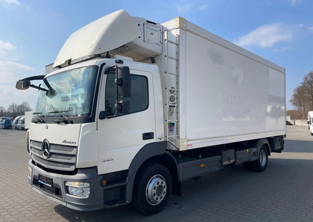 Mercedes-Benz ATEGO 1223/ CHŁODNIA/ 15 PALET - Hűtős teherautó: 2 kép. Mercedes-Benz ATEGO 1223/ CHŁODNIA/ 15 PALET - Hűtős teherautó: 2 kép.