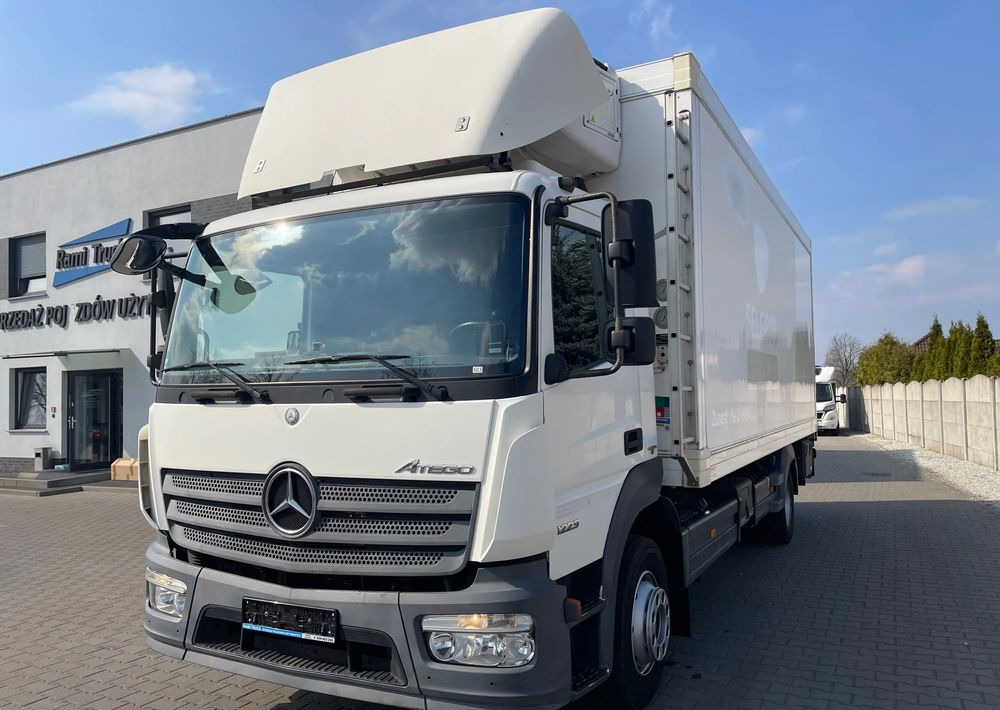 Mercedes-Benz ATEGO 1223/ CHŁODNIA/ 15 PALET - Hűtős teherautó: 1 kép. Mercedes-Benz ATEGO 1223/ CHŁODNIA/ 15 PALET - Hűtős teherautó: 1 kép.