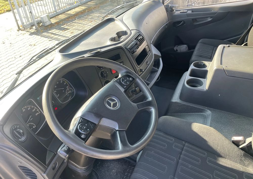 Dobozos felépítményű teherautó Mercedes-Benz ATEGO 816,ładowność 3,1 tony!: 9 kép. Dobozos felépítményű teherautó Mercedes-Benz ATEGO 816,ładowność 3,1 tony!: 9 kép.