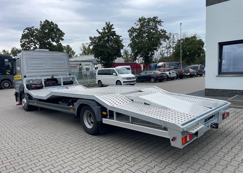 Mercedes-Benz ATEGO 818 Auto Pomoc! - Vontató: 5 kép. Mercedes-Benz ATEGO 818 Auto Pomoc! - Vontató: 5 kép.