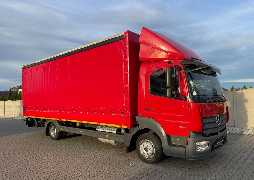 Mercedes-Benz ATEGO 818, Klima, webasto, 17 euro palet! - Ponyvás teherautó: 4 kép. Mercedes-Benz ATEGO 818, Klima, webasto, 17 euro palet! - Ponyvás teherautó: 4 kép.