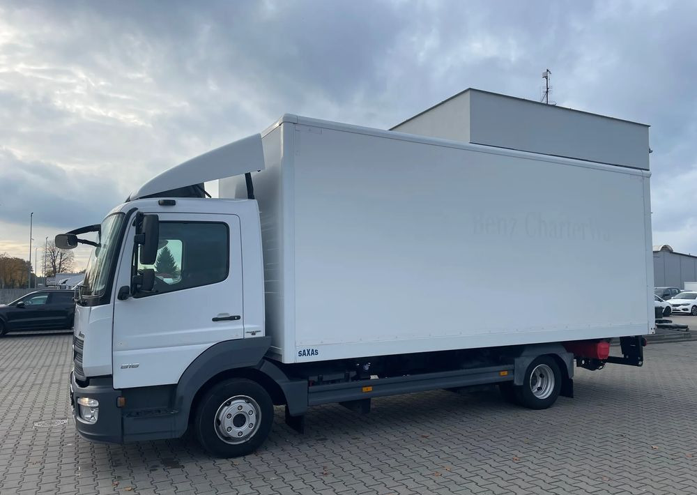 Mercedes-Benz ATEGO 818 klima, pneumatyka! - Dobozos felépítményű teherautó: 5 kép. Mercedes-Benz ATEGO 818 klima, pneumatyka! - Dobozos felépítményű teherautó: 5 kép.