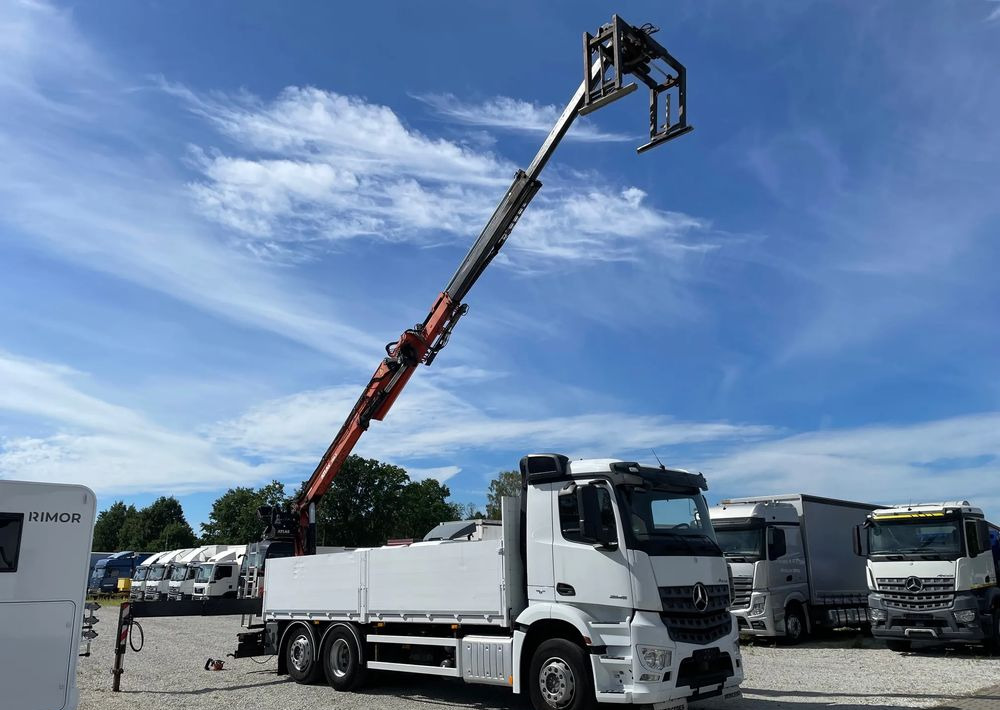 Mercedes-Benz Arocs 2545, HDS ATLAS 186.3 - PILOT - Platós teherautó, Darus autó: 1 kép. Mercedes-Benz Arocs 2545, HDS ATLAS 186.3 - PILOT - Platós teherautó, Darus autó: 1 kép.