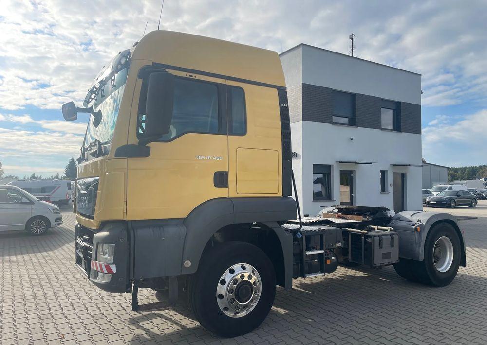 MAN TGS 18.460, HydroDrive, 4x4 - Nyergesvontató: 3 kép. MAN TGS 18.460, HydroDrive, 4x4 - Nyergesvontató: 3 kép.