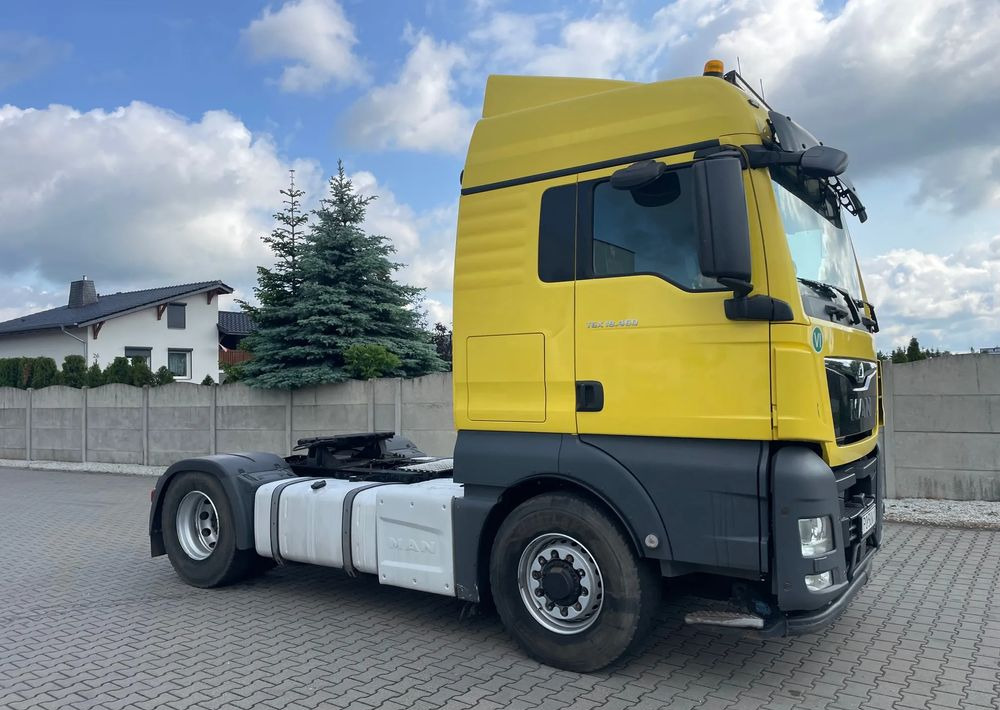 MAN TGX XLX 18.460 HydroDrive/ 4x4 - Nyergesvontató: 4 kép. MAN TGX XLX 18.460 HydroDrive/ 4x4 - Nyergesvontató: 4 kép.