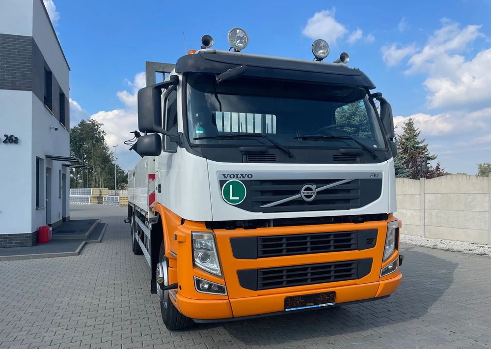 Volvo FM410 EURO 5, HDS ATLAS 165.2E-A2 RADIO STEROWANY, ZABUDOWA 7,1 m! - Platós teherautó, Darus autó: 4 kép. Volvo FM410 EURO 5, HDS ATLAS 165.2E-A2 RADIO STEROWANY, ZABUDOWA 7,1 m! - Platós teherautó, Darus autó: 4 kép.