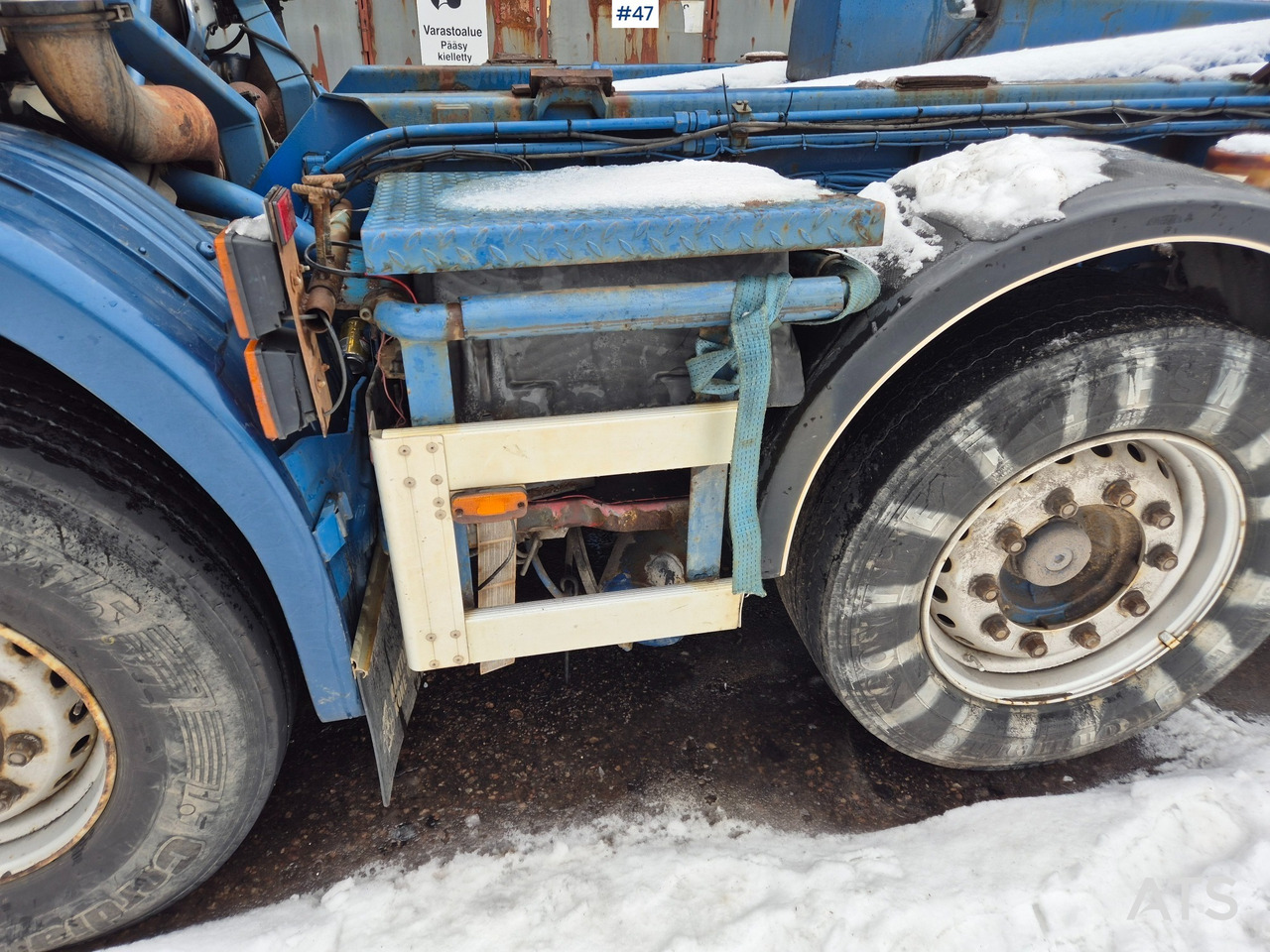 Horgos rakodó teherautó Scania 124G 360 Koukkulava: 16 kép.