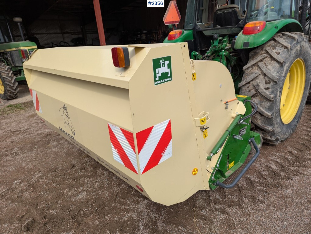 Amazone Horsehopper Smartcut 2100 (see video) - Talajművelő gep: 2 kép. Amazone Horsehopper Smartcut 2100 (see video) - Talajművelő gep: 2 kép.
