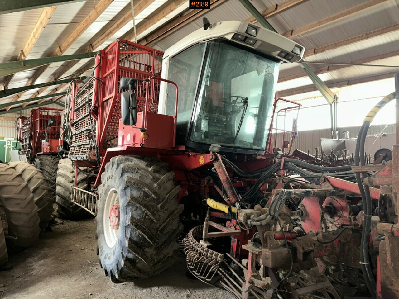 Beet Harvester Riecam RBM 300-S - Cukorrépa kombájn: 1 kép. Beet Harvester Riecam RBM 300-S - Cukorrépa kombájn: 1 kép.