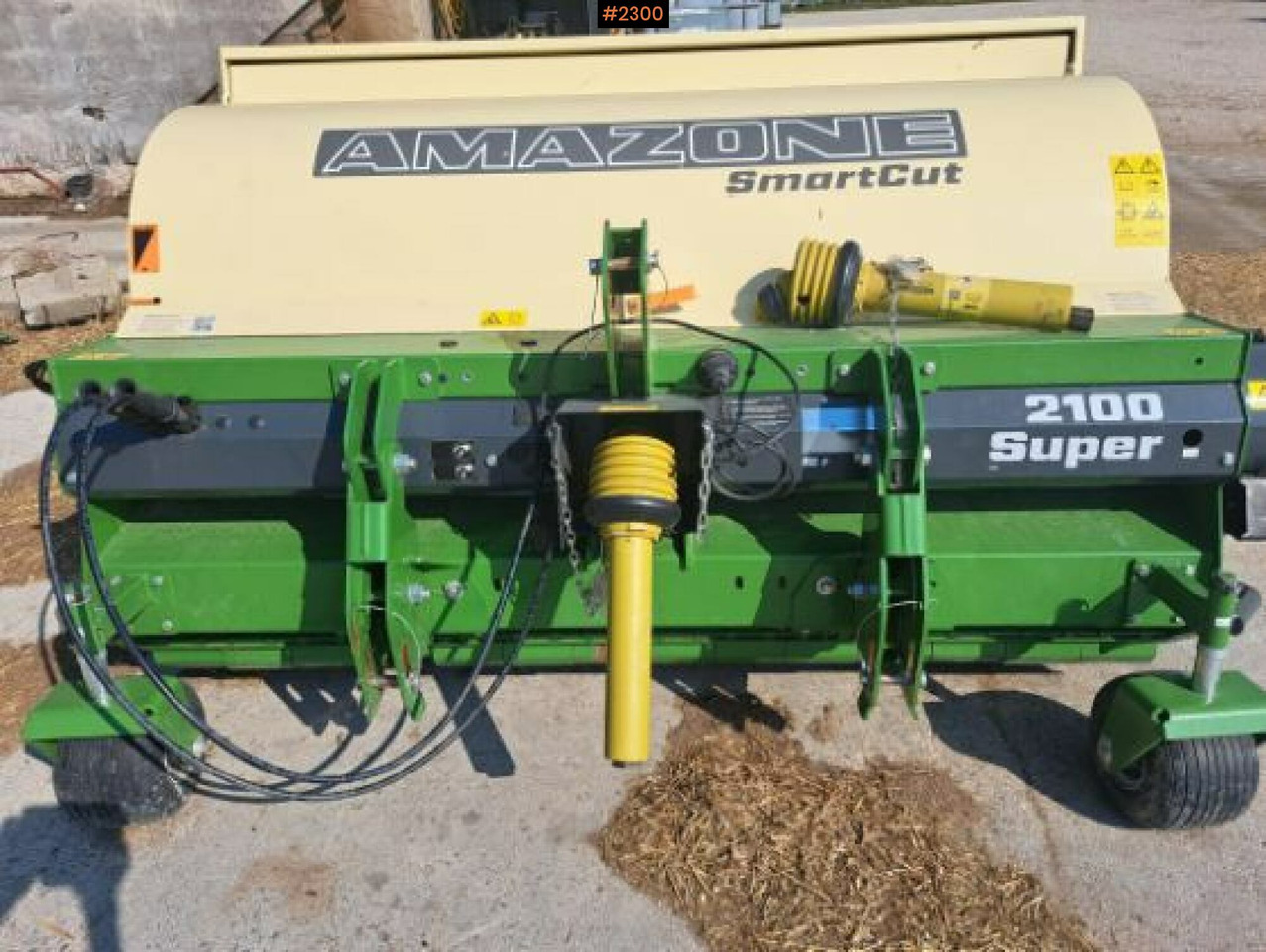 Horsemanure Collector Amazone Horsehopper Smartcut 2100 - Talajművelő gep: 3 kép. Horsemanure Collector Amazone Horsehopper Smartcut 2100 - Talajművelő gep: 3 kép.