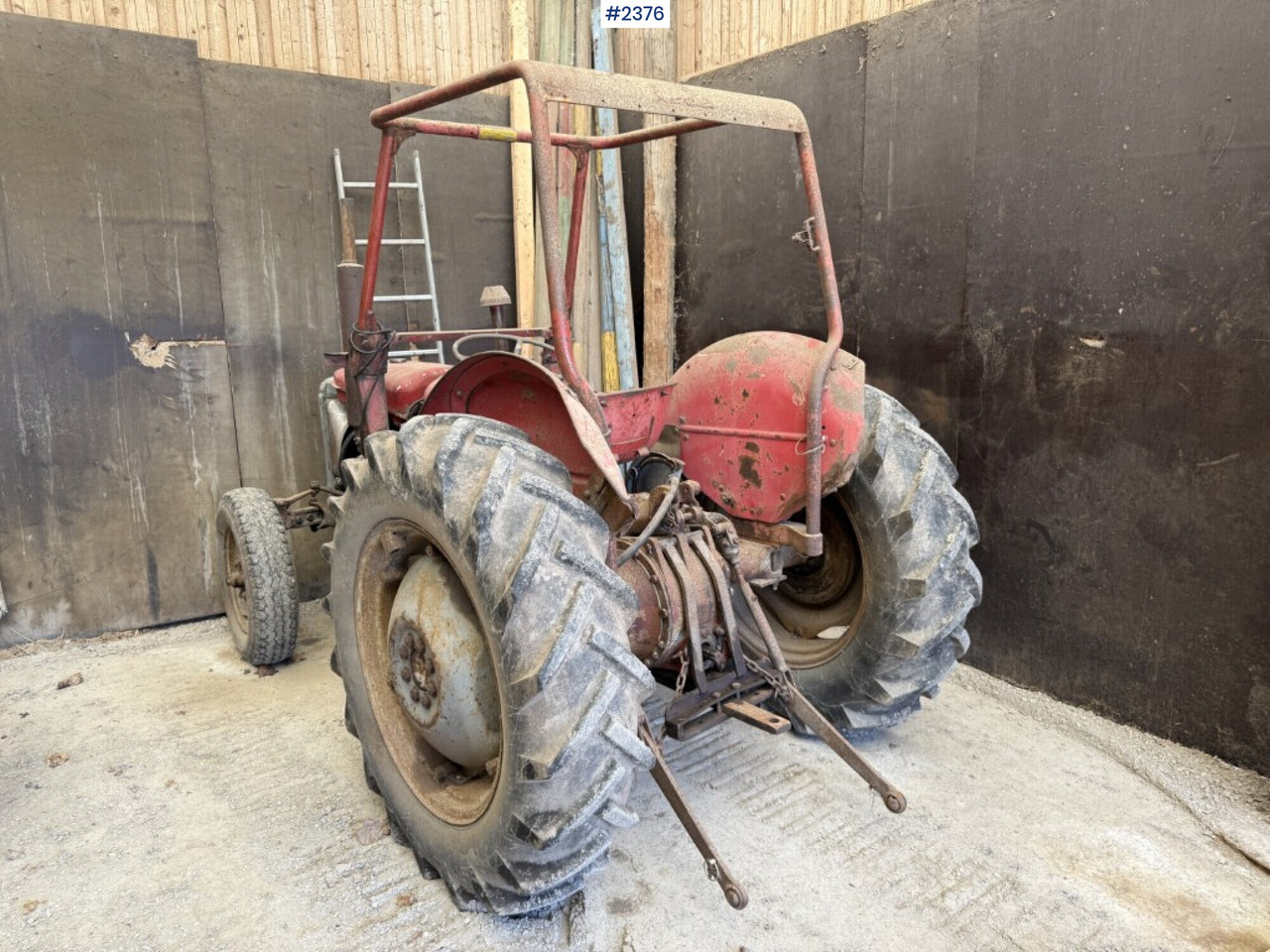 Massey Ferguson Special 35X - Traktor: 3 kép. Massey Ferguson Special 35X - Traktor: 3 kép.