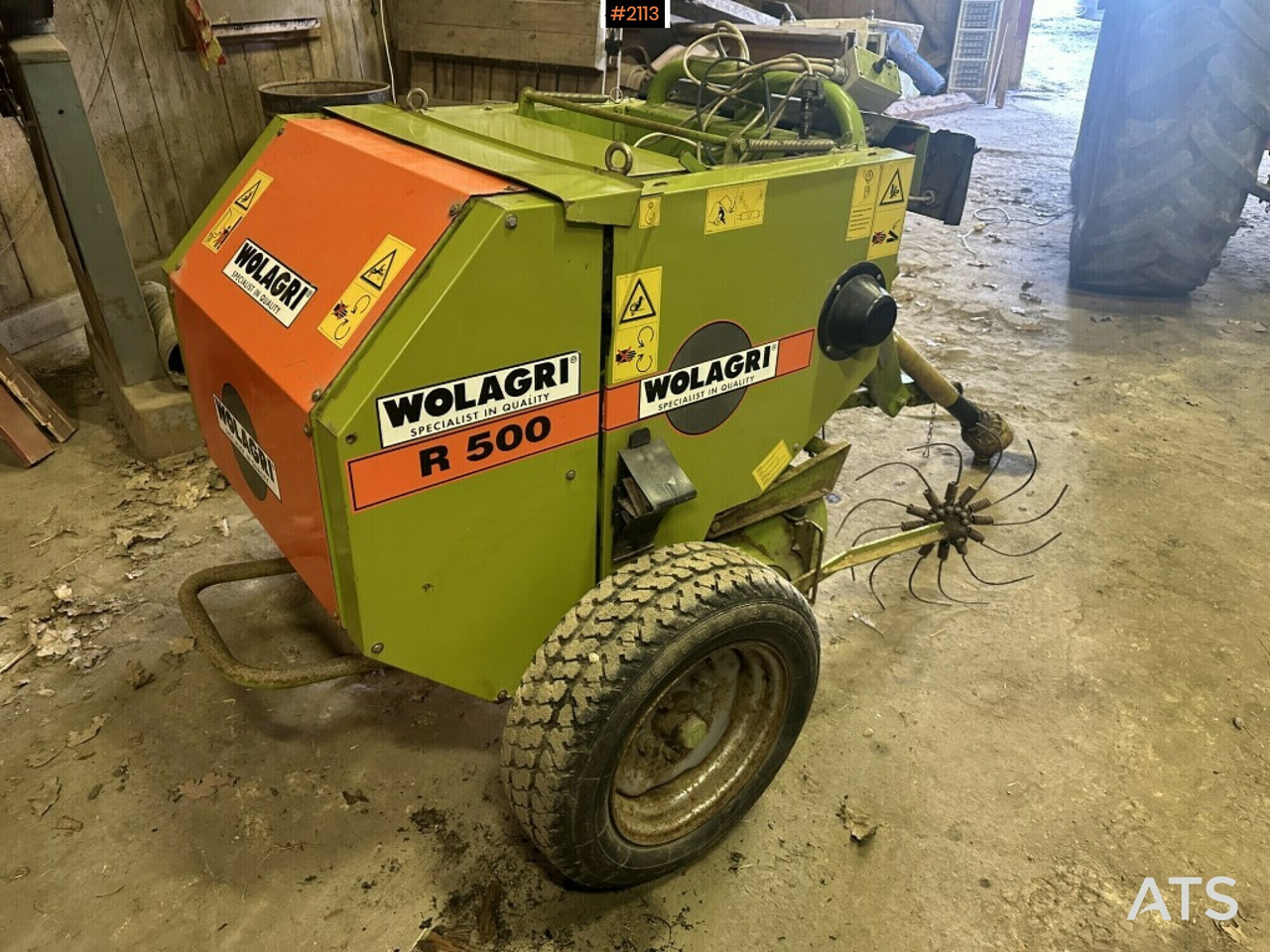Mini baler Wolagri R500 with 2 separate wrappers - Szálastakarmány betakarítás gépei: 2 kép. Mini baler Wolagri R500 with 2 separate wrappers - Szálastakarmány betakarítás gépei: 2 kép.