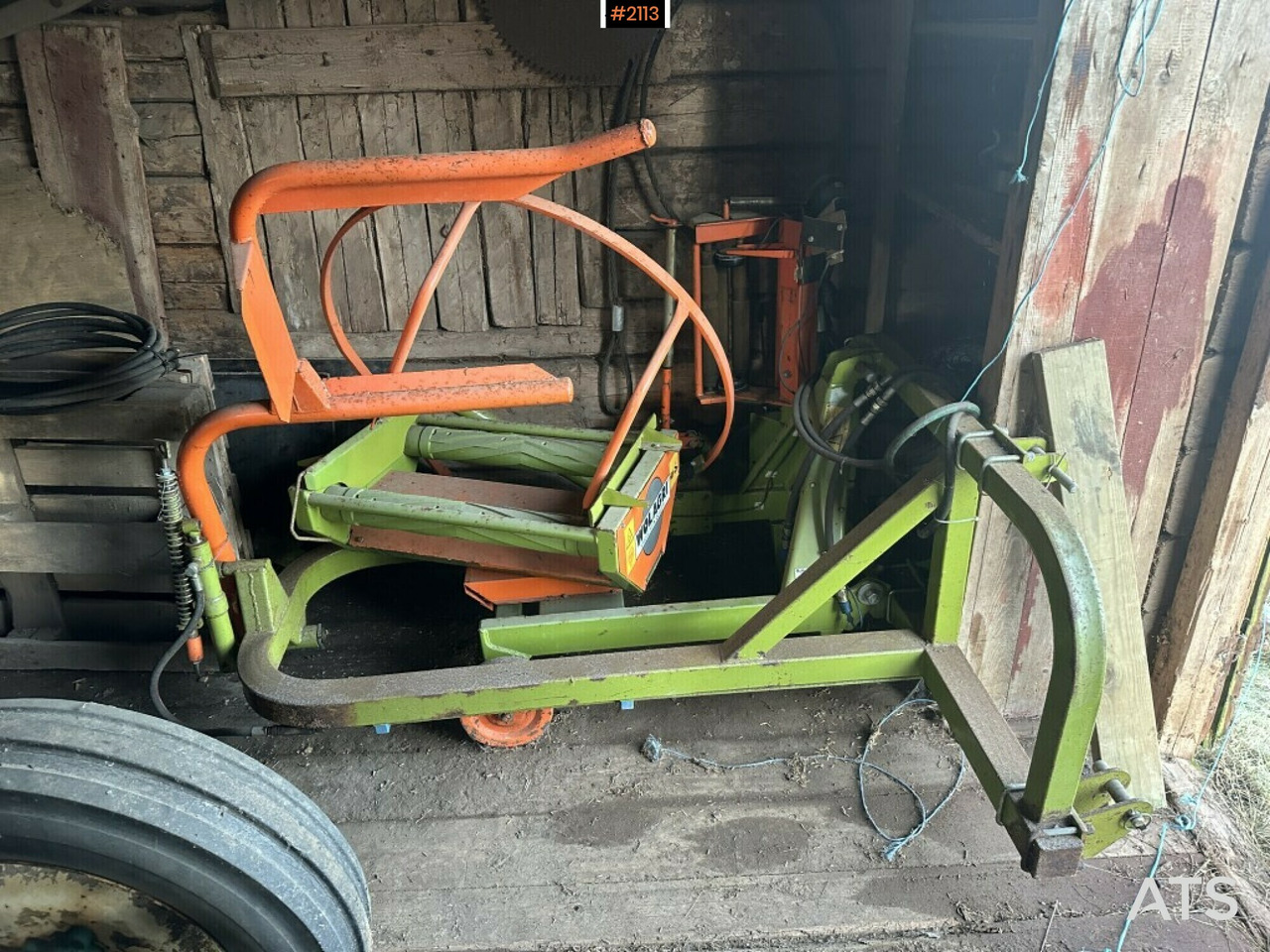 Mini baler Wolagri R500 with 2 separate wrappers - Szálastakarmány betakarítás gépei: 4 kép. Mini baler Wolagri R500 with 2 separate wrappers - Szálastakarmány betakarítás gépei: 4 kép.