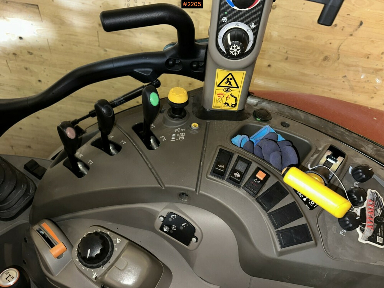 Traktor Tractor, Case IH Farmall 85C, Agrimaster KL 250 SW: 9 kép.