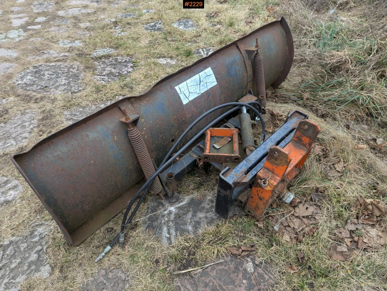 Tractor Holder P60 with multiple implements - Traktor: 5 kép. Tractor Holder P60 with multiple implements - Traktor: 5 kép.