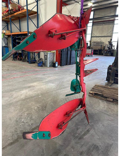 Kverneland LO / LB - Eke: 5 kép. Kverneland LO / LB - Eke: 5 kép.